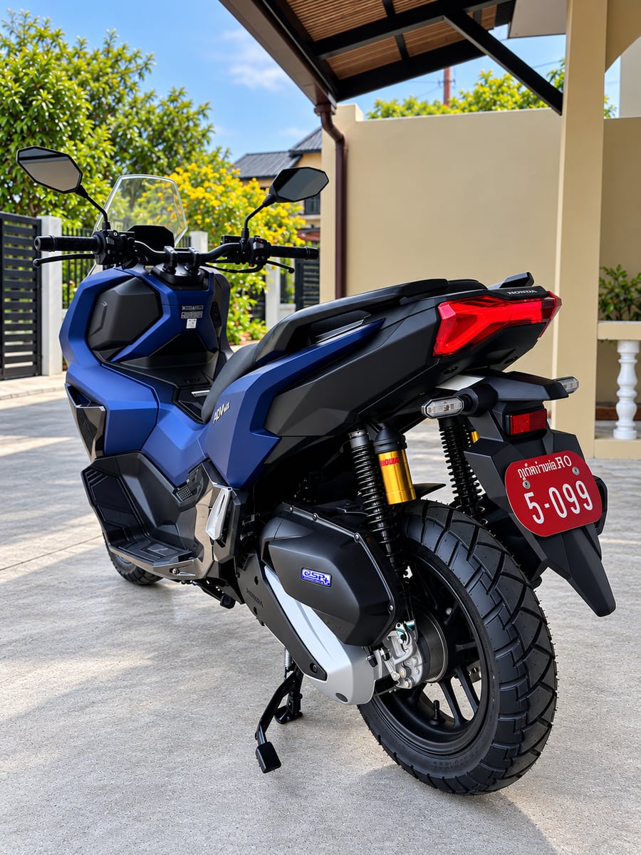 Honda ADV 160 2027 — Rear view