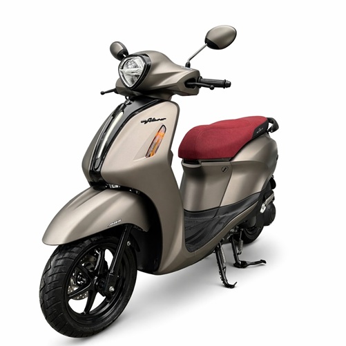 Yamaha Grand Filano 2025 scooter rental in Phuket