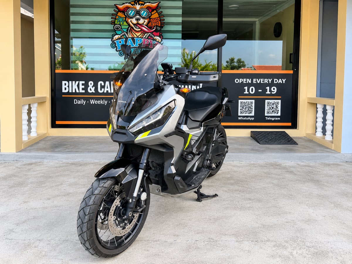 Honda X-ADV 750 outside the office